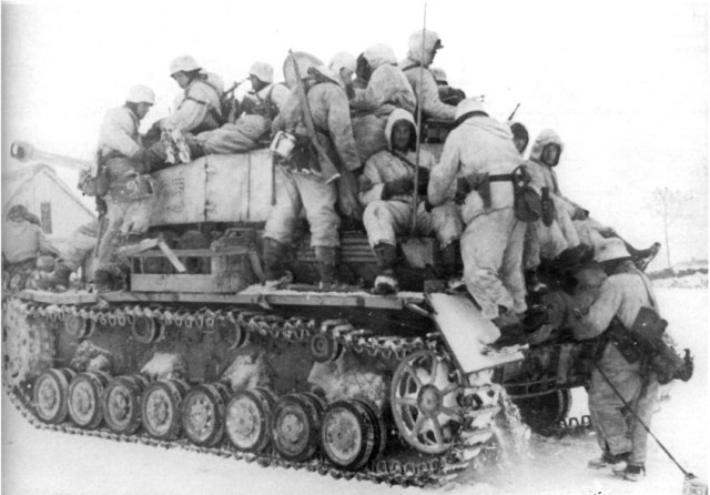 Средний танк PzKpfw IV (51).jpg